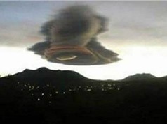 Đám mây hình xoáy giống đĩa bay ở Mexico