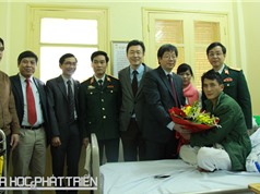 Thứ trưởng Bộ KH&CN thăm bệnh nhân ca ghép phổi từ người sống đầu tiên ở Việt Nam