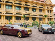 Cặp xe Rolls-Royce độc nhất Việt Nam cùng nhau khoe dáng