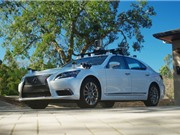 Toyota thử nghiệm công nghệ tự lái trên xe Lexus LS600hL
