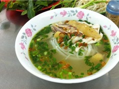 5 quán ăn trong hẻm vẫn nườm nượp khách ở Sài Gòn