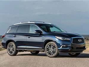 Infiniti QX60 giảm giá 300 triệu đồng ở Việt Nam