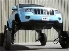 Clip: Ý tưởng thiết kế xe Jeep chống tắc đường vô cùng độc đáo