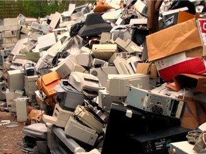  Giải pháp cho vấn đề rác điện tử: Nghiền rác điện tử thành dạng bụi nano