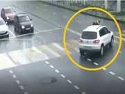 Clip: Xe hơi tông người đi bộ qua đường