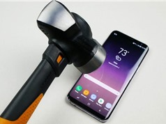 Clip: "Tra tấn" Samsung Galaxy S8 Plus bằng dao và búa