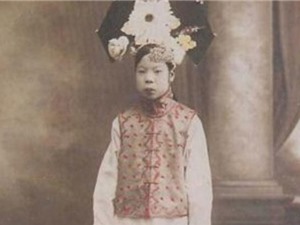 Người đầu tiên ly hôn với hoàng đế Trung Hoa