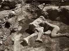 Sự thật khó tin về cặp đôi ôm nhau dưới đống tro tàn cách đây 2.000 năm