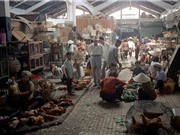 Những bức ảnh "độc nhất vô nhị" về chợ Bến Thành năm 1973
