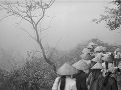Trảy hội chùa Hương năm 1990 qua ống kính của nhiếp ảnh gia nước ngoài
