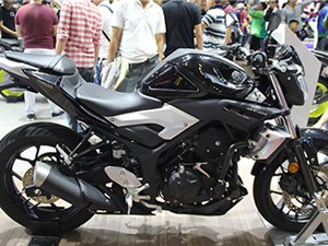 Chi tiết nakedbiked Yamaha MT-03 giá 139 triệu đồng tại Việt Nam