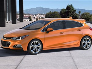 Cận cảnh Chevrolet Cruze 2018 Diesel, giá từ 567 triệu đồng