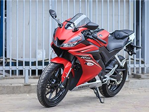 Yamaha R15 thế hệ mới đầu tiên về Hà Nội giá 112 triệu đồng