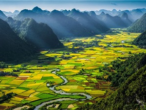 10 điểm đến rẻ và đẹp nhất năm 2017: Việt Nam đứng thứ 2