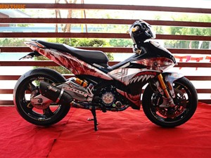"Soi" Yamaha Exciter độ hết 300 triệu của biker TP. Hồ Chí Minh