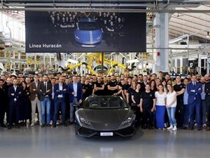 Lamborghini Huracan vượt mốc 8.000 chiếc xe được sản xuất