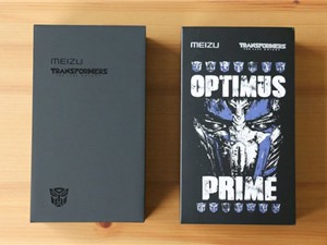 Clip: Mở hộp Meizu E2 Transformers Edition