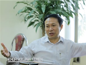 PGS-TS Đặng Văn Đông - nhà khoa học nghiên cứu ứng dụng công nghệ cao trong nông nghiệp