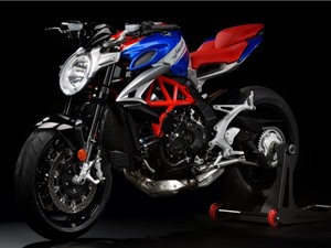 Soi phiên bản MV Agusta Brutale 800 America Special Edition 