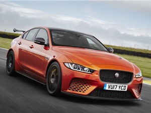 Cận cảnh “siêu phẩm” Jaguar XE SV Project 8 giá 4,3 tỷ đồng