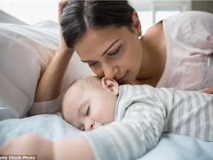 Trẻ sơ sinh có mùi thơm để được mẹ chăm sóc