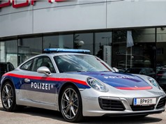 Cảnh sát Áo sử dụng Porsche 911 làm xe công vụ