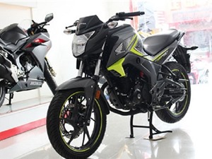 Honda CB Hornet 160R 2017 giá hơn 70 triệu về Việt Nam