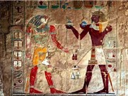 Người ngoài hành tinh xuất hiện từ thời Ai Cập cổ đại?