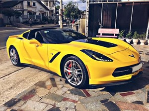 Soi siêu xe Chevrolet Corvette tiền tỷ “hàng độc” tại VN