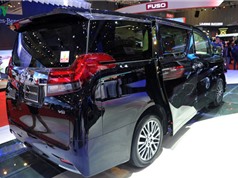 Cận cảnh Toyota Alphard giá hơn 3,5 tỷ đồng tại Việt Nam