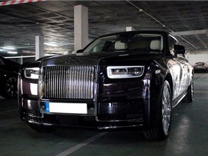 Siêu xe sang Rolls-Royce Phantom 2018 đầu tiên lăn bánh