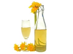 Tự ngâm rượu hoa cúc trị đau đầu, cải thiện thị lực