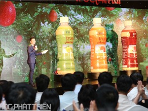 Tập đoàn TH ra mắt sản phẩm nước uống thảo dược TH True Herbal