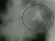 Camera vô tình chụp được ảnh nghi UFO ở Romania