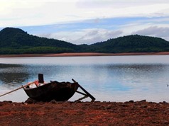 Chiêm ngưỡng vẻ đẹp của hồ nước nổi tiếng nhất Bắc Trung Bộ