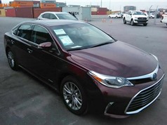 Cận cảnh Toyota Avalon Limited giá 2,56 tỷ tại Việt Nam