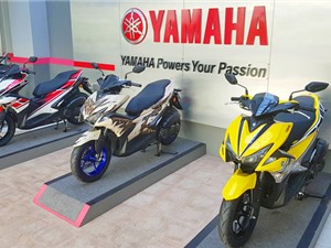 Cận cảnh 3 xe Yamaha NVX 155 gắn tem đặc biệt