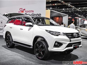 Toyota Fortuner bản thể thao giá 1 tỷ đồng 