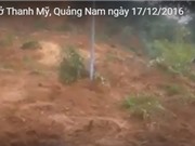 Clip: Sạt trượt nguy hiểm ở Thanh Mỹ, Quảng Nam
