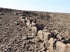 Bí ẩn những cổng đá ở sa mạc Ả Rập