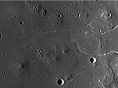 Phát hiện hang động sâu 50 km trên Mặt Trăng