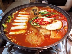 Cách nấu lẩu kim chi ngon như người Hàn Quốc