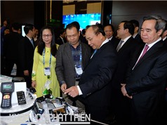 Thủ tướng Nguyễn Xuân Phúc: ‘Sẵn sàng thử nghiệm những mô thức mới’