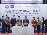 Ký kết hợp tác giữa trường đại học và các tổ chức nghiên cứu chính sách, giáo dục công nghệ