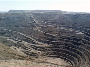 Thực hư mỏ vàng lớn nhất thế giới ở Uzbekistan