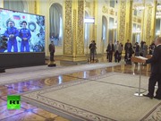 Tổng thống Putin cùng ông Abe gọi video ra ngoài vũ trụ từ Kremlin