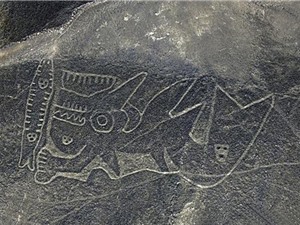 Phát hiện những hình vẽ khổng lồ bí ẩn trên sa mạc ở Peru