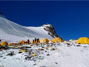 Đỉnh Everest trở thành bãi rác cao nhất thế giới