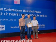 Giảng viên Đại học Sư phạm Huế nhận giải thường niên của Hội Vật lý lý thuyết Việt Nam