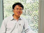 GS Đàm Thanh Sơn nhận huy chương vật lý Dirac